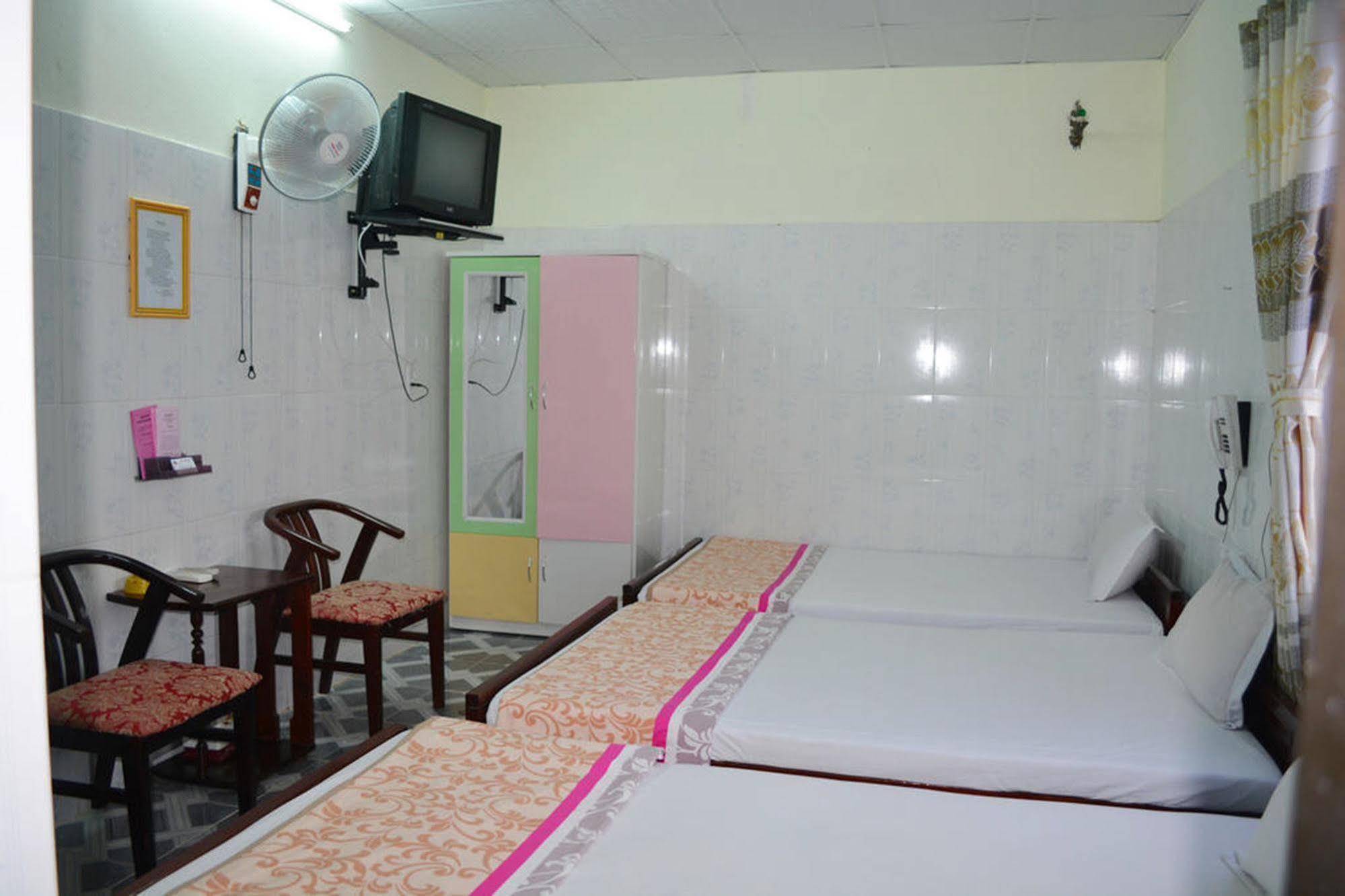 Anh Linh 1 Hotel Dong Hoi Exterior foto